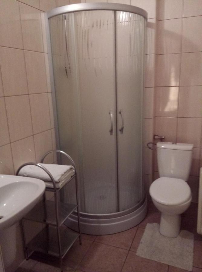 Grodkow  Zajazd Grodek Bujak Robert Naclegi I Restauracja מראה חיצוני תמונה